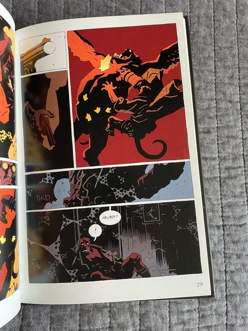 The Dark Horse Book of Hauntings Hardcover Mike Mignola Horror Graphic Novel